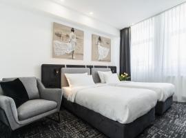 Libarty Hotels，位于韦因斯塔特的酒店
