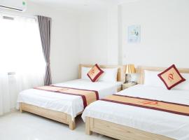 Poseidon hotel，位于下龙湾的酒店