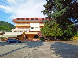Hotel Santa Maria Del Bagno，位于Pesche的酒店