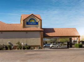 凤凰城北戴斯酒店，位于凤凰城的酒店