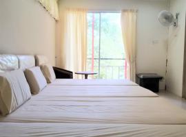OYO 89954 D'yan Chalet，位于Kampong Bukit Tumboh的酒店