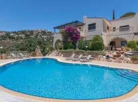 Resitour - Kamares Village