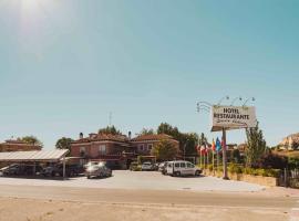 Hotel Doña Carmen，位于托尔德西拉斯的酒店