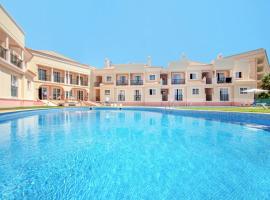 Aquamar Albufeira Aparthotel，位于阿尔布费拉的公寓式酒店