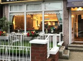 羽毛酒店