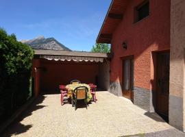 Maison mitoyenne avec terrasse，位于Villar-Saint-Pancrace的度假短租房