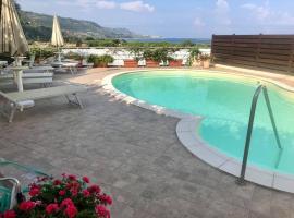 Panoramic Beach Villa，位于赞布隆内的酒店