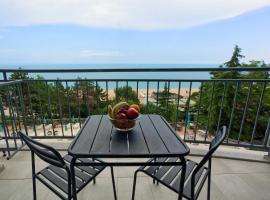 Luna Beach Hotel - All Inclusive，位于金沙的酒店