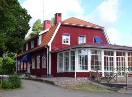 Staby Gårdshotell，位于Högsby的酒店