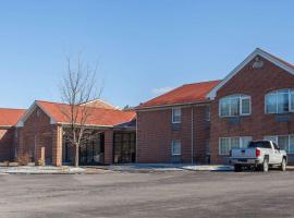 Days Inn & Suites by Wyndham Lancaster Amish Country，位于兰开斯特Lancaster - LNS附近的酒店