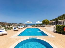 Promitheas Villa, Sea Side Resort, By ThinkVilla，位于维勒克哈德哈的度假村