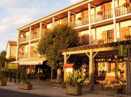 拉格莱德酒店，位于Chambon-sur-Dolore的酒店