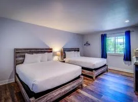 RiverWalk Inn