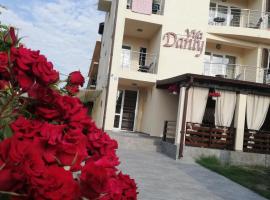 Vila Danly，位于科斯蒂内什蒂Costinesti Shipwreck附近的酒店