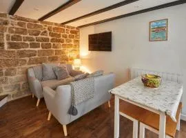 Host & Stay - Dolphin Cottage 1736