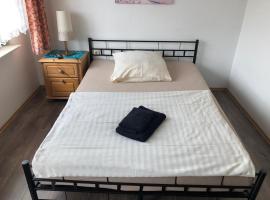 Hotel Holthausen Übach，位于Übach-Palenberg的酒店