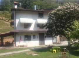 B&B IN FATTORIA，位于Frisanco的酒店