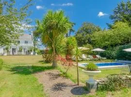 Cedar House Boutique B&B
