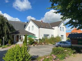 Hotel Herrlichkeit Dornum Janßen，位于多尔努姆的酒店