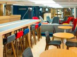 快捷假日史云顿市中心酒店，位于史云顿的酒店