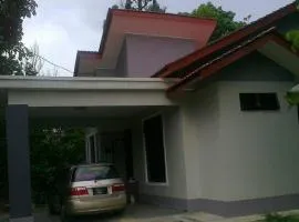 RumahTamu SURURINA