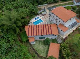 HOTEL CANTINHO DAS FLORES，位于Guaramiranga的酒店