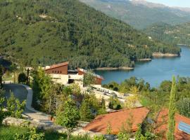 Aquafalls Nature Hotel，位于维埃拉·多米尼奥的酒店