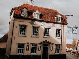 The Stables Hotel，位于大邓莫的酒店