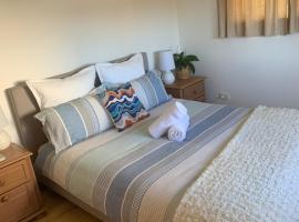 Moana Beach Sunset Holiday Accommodation A，位于Moana的酒店