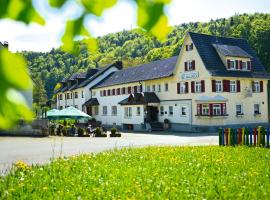 Hotel Forellengasthof Waldeck，位于内卡河畔霍尔布的酒店