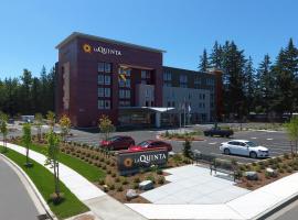 La Quinta Inn & Suites by Wyndham Marysville，位于马里斯维尔的酒店