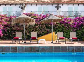 Hotel Sao Joao De Deus by RIDAN Hotels，位于埃尔瓦斯的酒店