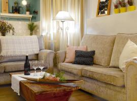 PERIQUiNA CASA RURAL CON ENCANTO，位于Munébrega的酒店