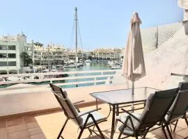 Apartamento en Puerto Marina B32