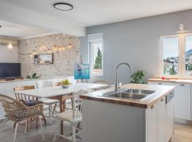 The Island Place，位于波尔的酒店