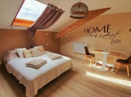 "Le Petit Paradis" au Centre Ville d'Oyonnax，位于瓦约纳克斯的酒店