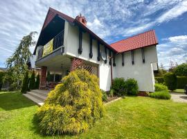 Apartamenty Jarzębinowa 17，位于罗威的酒店