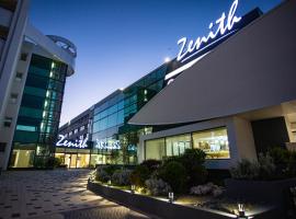 Zenith - Top Country Line - Conference & Spa Hotel，位于马马亚的酒店