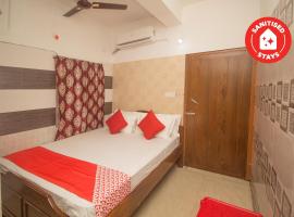 OYO 46826 Hotel Roshni，位于Hāsimāra的酒店