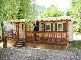 Camping International 25A Porlezza Italië，位于波尔莱扎的露营地