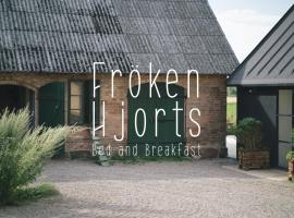 Fröken Hjorts Bed and Breakfast，位于赫加奈斯的酒店