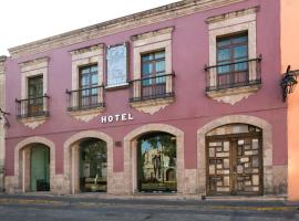Hotel Casa del Virrey & Suites，位于莫雷利亚弗朗西斯科·J·穆希卡将军国际机场 - MLM附近的酒店