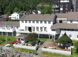 Fosen Fjord Hotel，位于Å i Åfjord的酒店