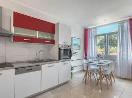 M & M Apartment