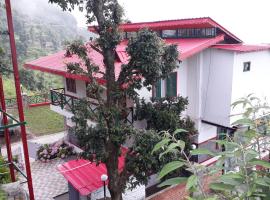 VEENU'S COTTAGE superior villa MUSSOORIE，位于穆索里的酒店