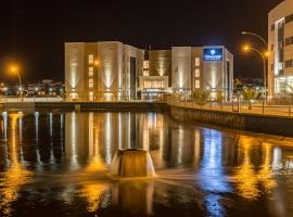 Town Lodge Windhoek, Namibia，位于温特和克纳米比亚格罗夫购物中心附近的酒店