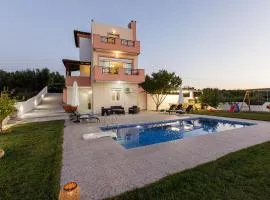 Marina Villa, a nature inspiring retreat