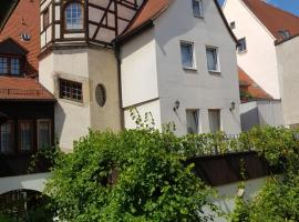 Hotel Restaurant Toscana Naumburg，位于萨勒河畔瑙姆堡的酒店