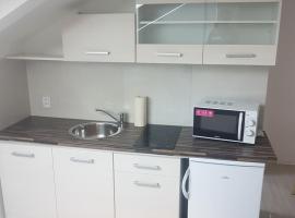 podkrvnī byt pro dva s kuchyňou，位于乌赫尔布罗德的酒店