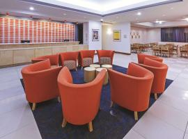 奥斯汀西北/雷克莱恩购物中心拉金塔酒店，位于斯德伯克的酒店